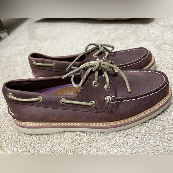 SPERRY Boat Shoes, purple leather - Picture 2 of 5